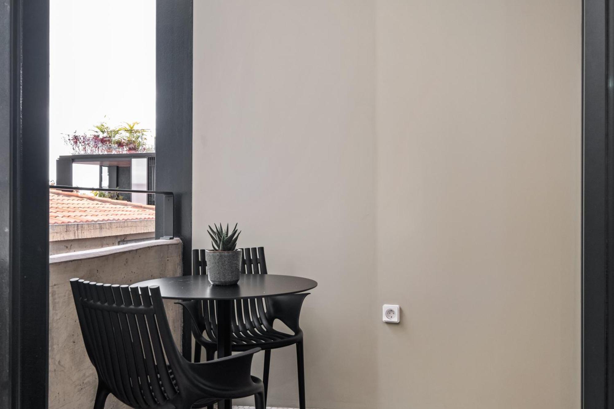 Terrace, Grill & Infinity Pool At Savoy Insular Apartamento